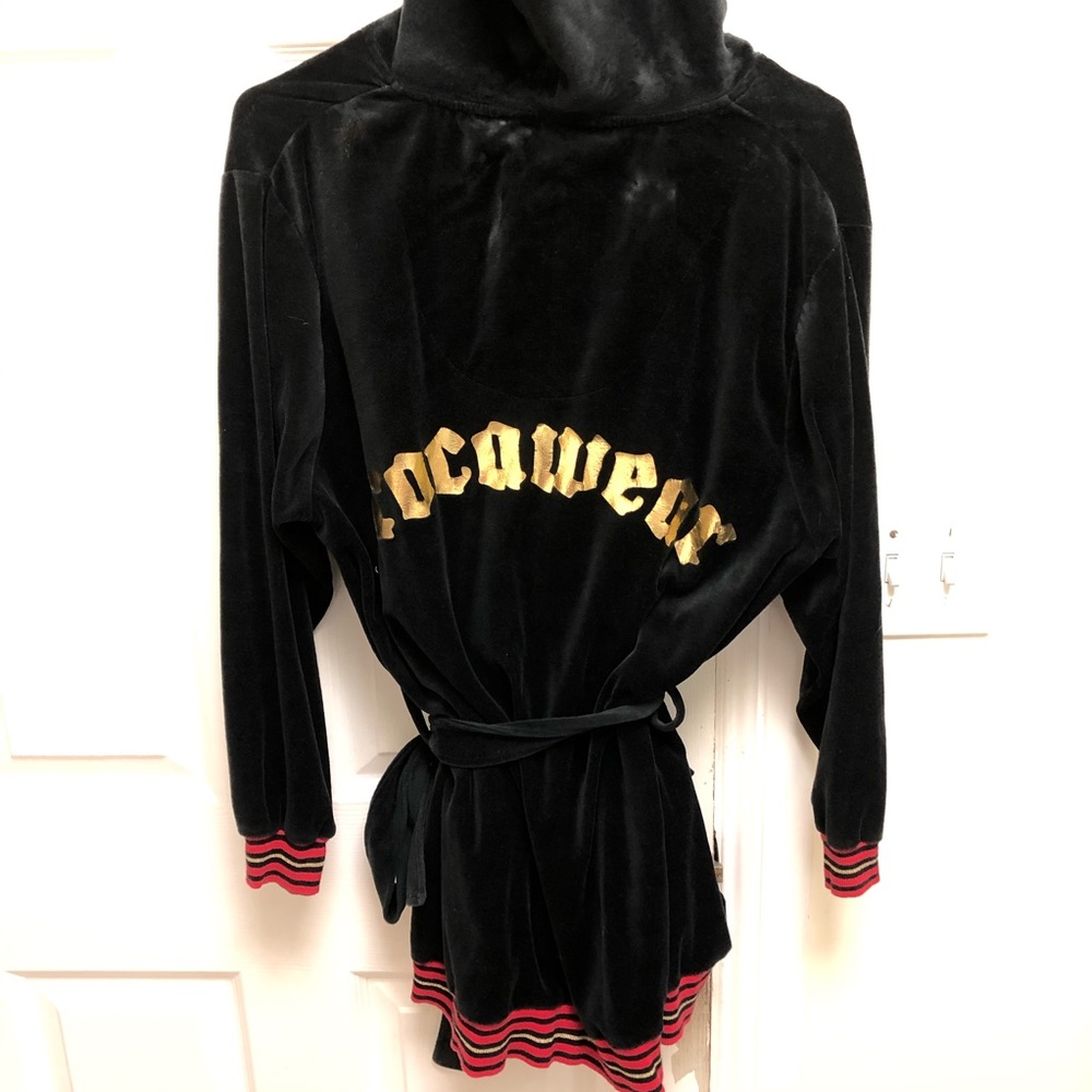 2/$40 Rocaware Robe - Picture 4 of 6